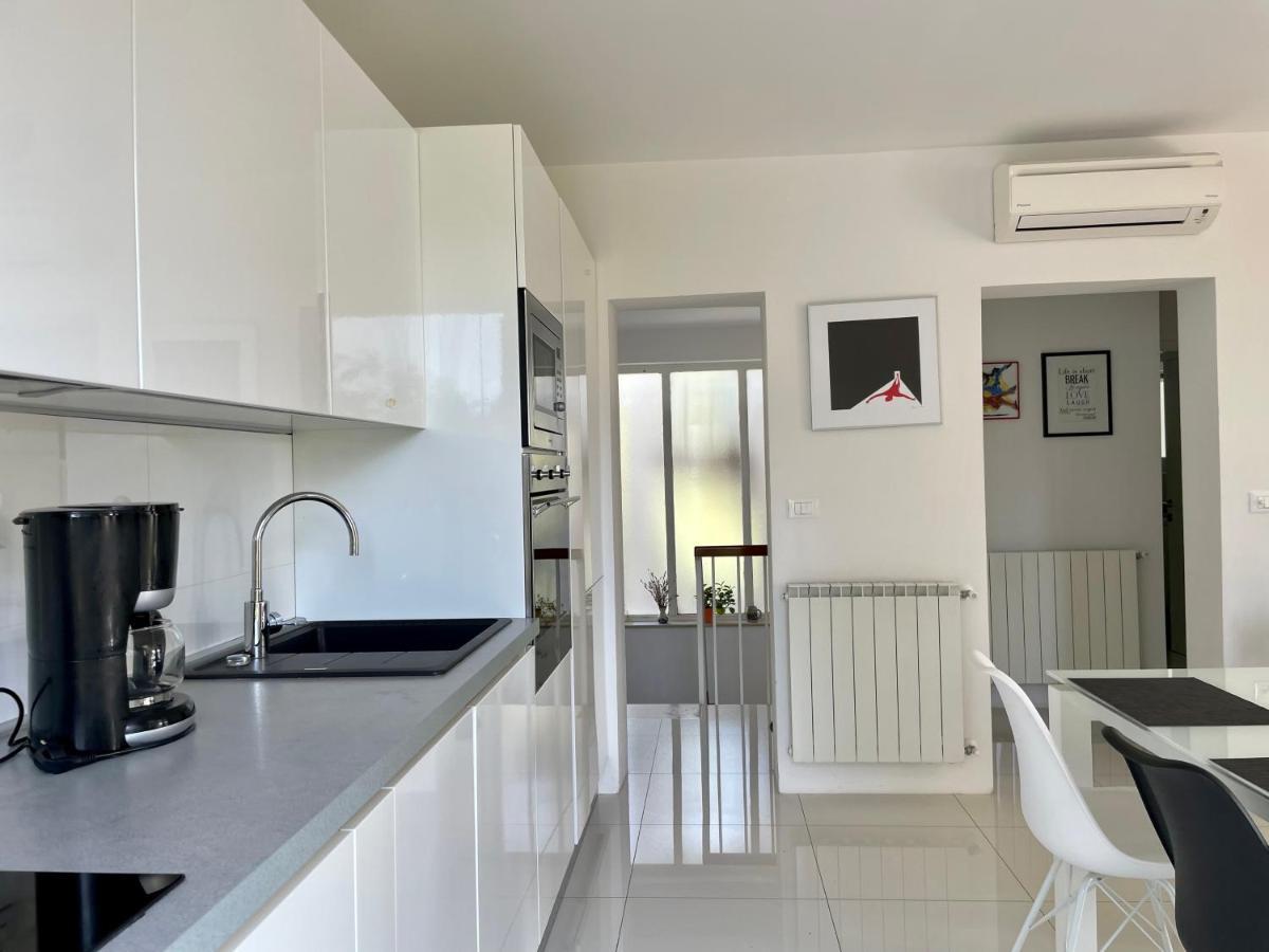 פורץ Apartments Bloom Near The Beach מראה חיצוני תמונה