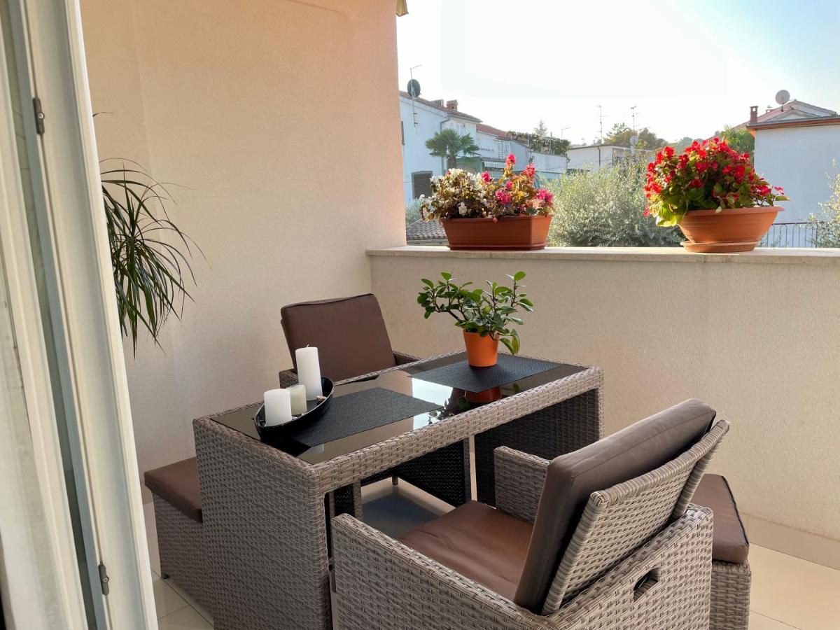 פורץ Apartments Bloom Near The Beach מראה חיצוני תמונה